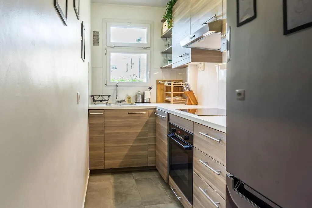 Premium Flat In Well Furnished 16th District Daire *