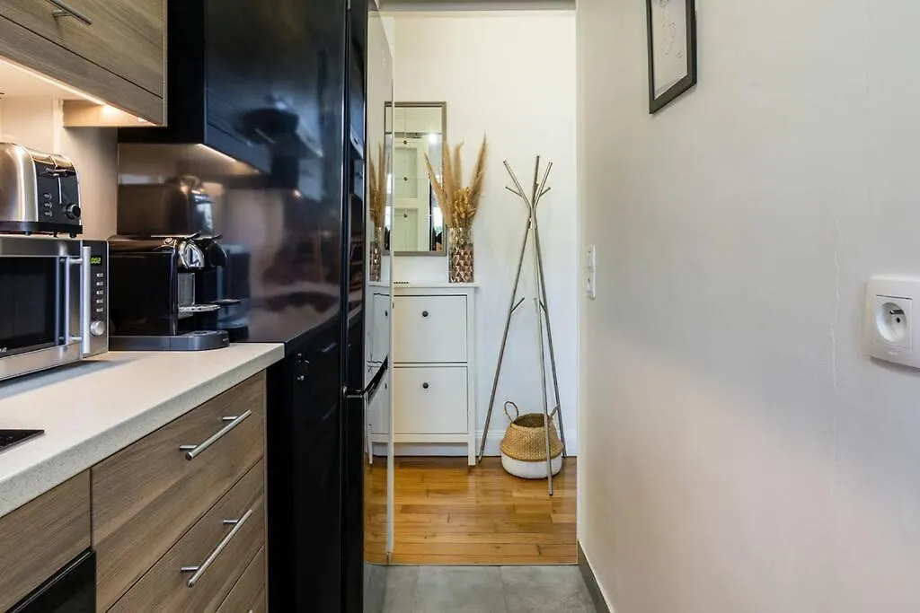 Premium Flat In Well Furnished 16th District Daire Paris