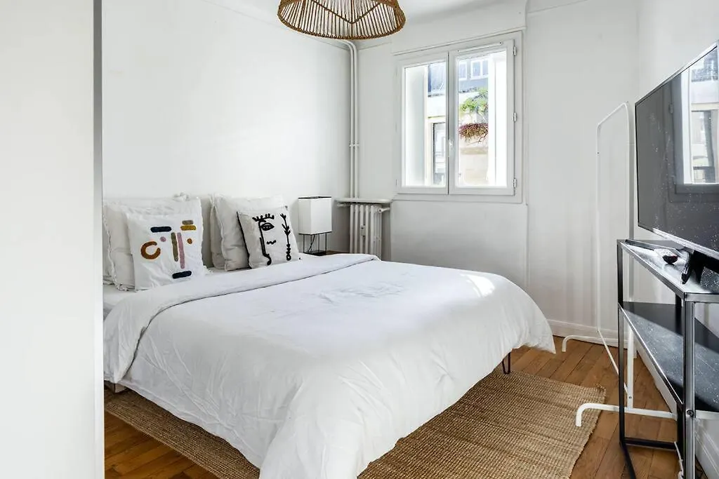 Daire Premium Flat In Well Furnished 16th District Paris