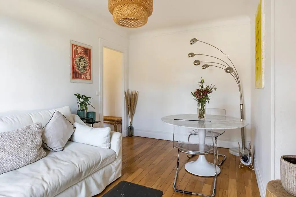 Premium Flat In Well Furnished 16th District *